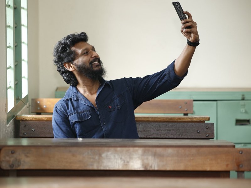 Lokesh Kanakaraj trashes reports claiming he unfollowed Rajinikanth, Kamal Haasan on social media (Photo Credit: Lokesh Kanakaraj/X)