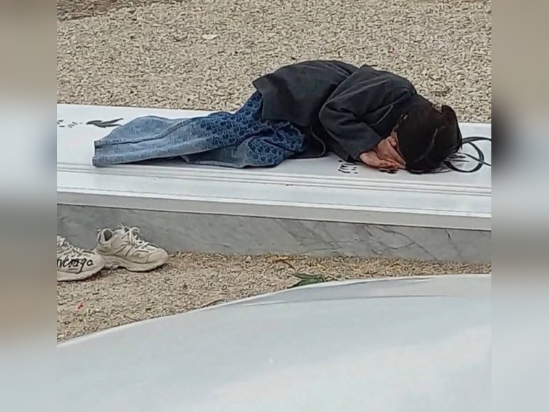 Angelina Jolie highlights plight of Iranian child after mother killed during protests