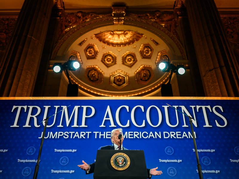 Trump touts tech boom, market highs as firms back new accounts