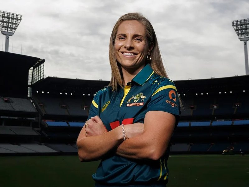 Sophie Molineux named Australian women's all-format captain 