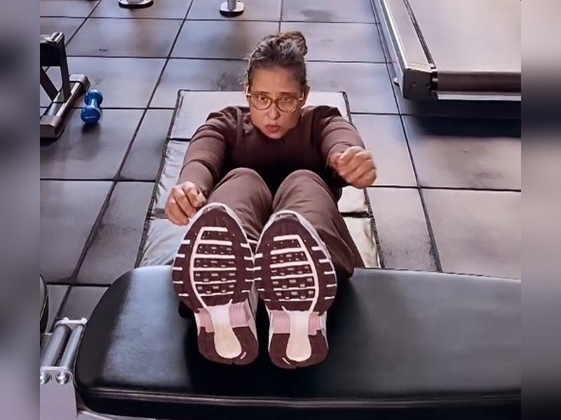 Manisha Koirala shares a glimpse of her 'Me Time' in the gym