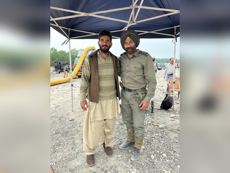'Border 2' actor Behzaad Khan reveals he was skeptical to hit Sunny Deol during the intense scenes 