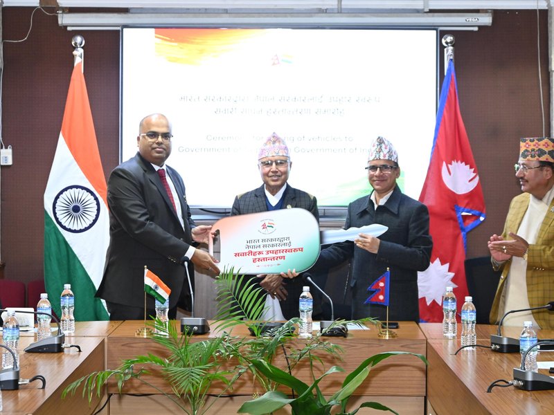 नेपाल चुनाव को लेकर तैयारियों के बीच भारत ने भेजी मदद की दूसरी खेप