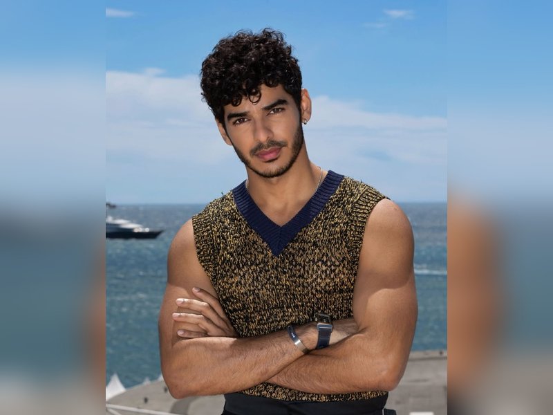 Ishaan Khatter dances, glides through moves, leaves fans impressed