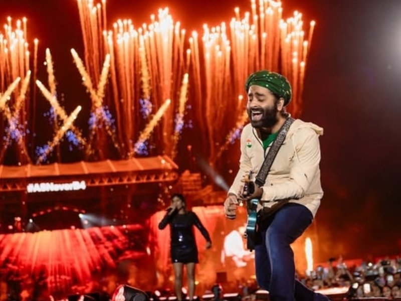 Vishal Bhardwaj asks Arijit Singh to ‘take back his sanyaas’, calls his retirement decision ‘unfair’