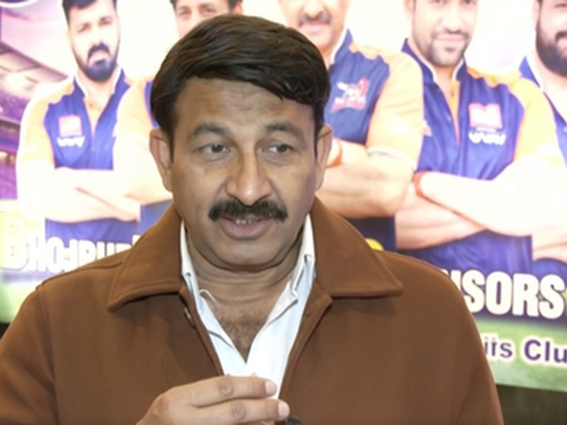 मनोज तिवारी के नाम से फर्जी फेसबुक आईडी, दिल्ली की साइबर पुलिस ने दर्ज किया मामला