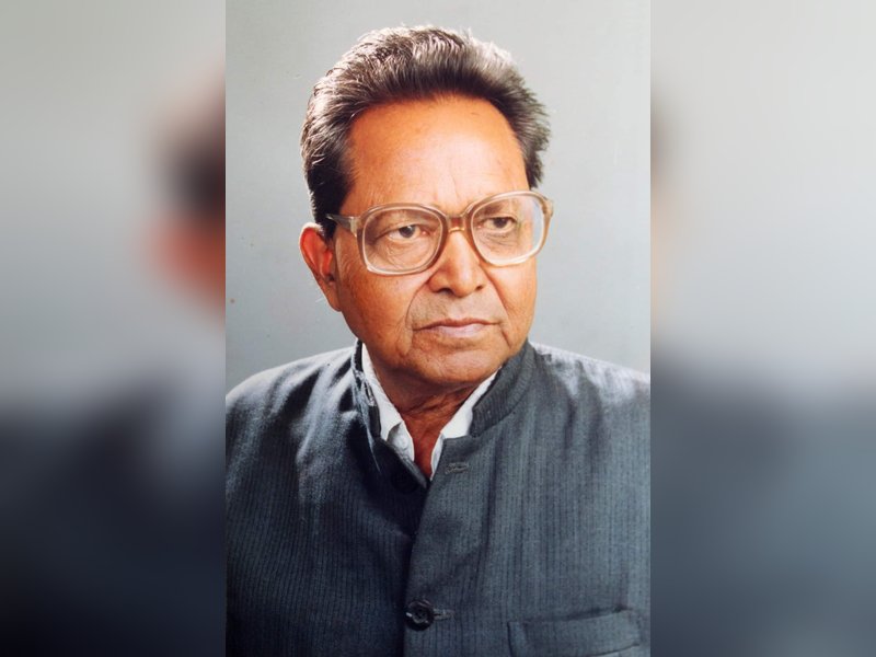 जब गीतों के लिए मिला था 25 हजार का चेक, आंखों से आने लगे थे आंसू, गढ़वाली गीतों के पुरोधा जीत सिंह नेगी की कहानी