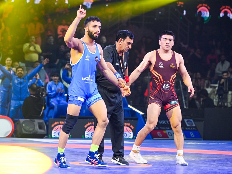 Asian Games: Sujeet enters 65kg freestyle wrestling final; Dipanshi to play for women's 50kg bronze 