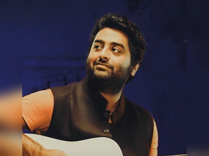 ‘Ishq Ka Fever’ sung by Arijit Singh is intimate, aching, addictive