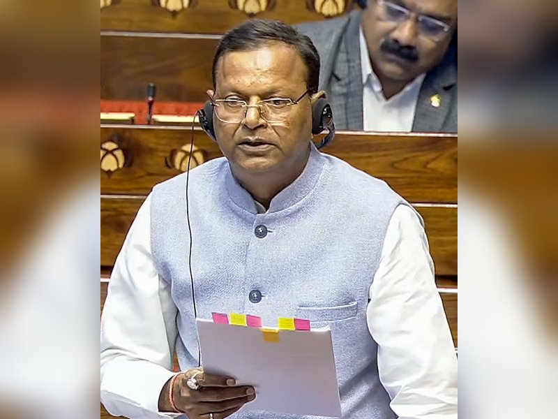 Govt steps up efforts to return Rs 73,000 crore unclaimed funds in banks, insurers, MFs: Minister