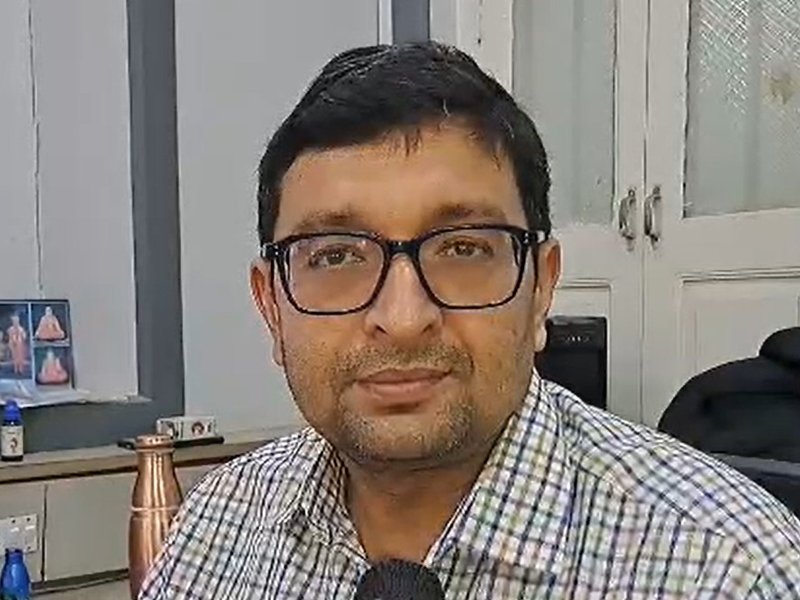 अमेरिकी टैरिफ घटते ही टेक्सटाइल शेयरों में तेजी, शेयर मार्केट एक्सपर्ट बोले- निवेशकों में लौटा भरोसा