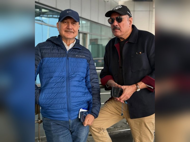 Anupam Kher declares himself and Boman Irani ‘handsome’: ‘No ifs or buts’