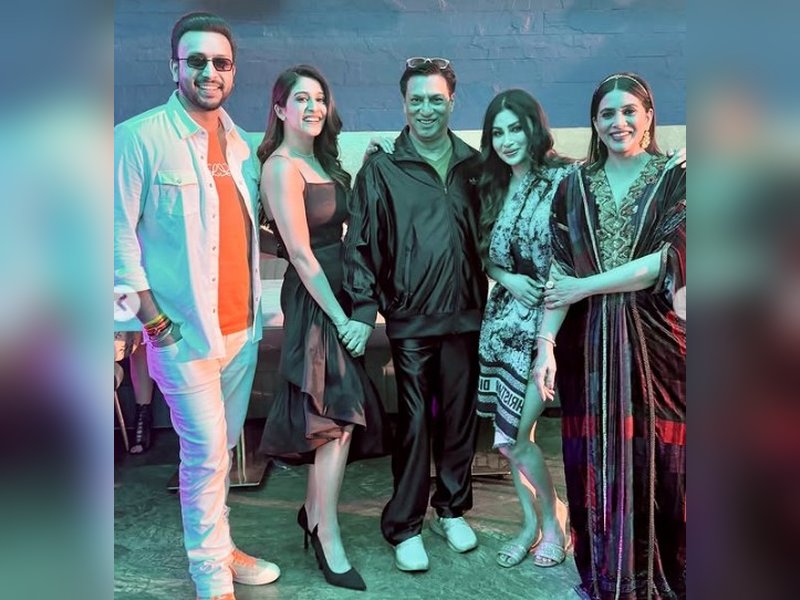 'द वाइव्स' की शूटिंग खत्म, सोनाली कुलकर्णी बोलीं- शानदार रहा सफर