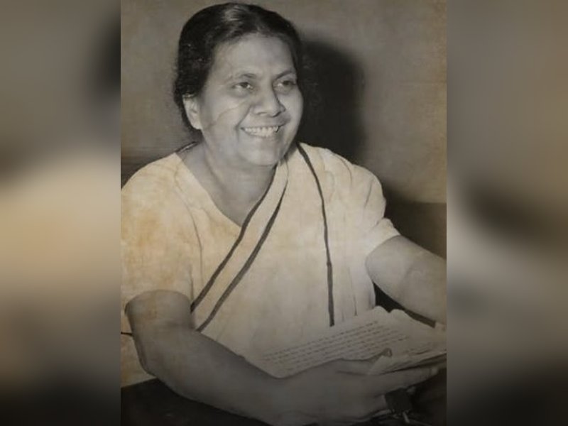 'आधुनिक युग की मीरा': 12 साल की उम्र में रिकॉर्ड किया पहला एलबम, 200 से ज्यादा हिंदी तो 100 बांग्ला गानों में दी आवाज 