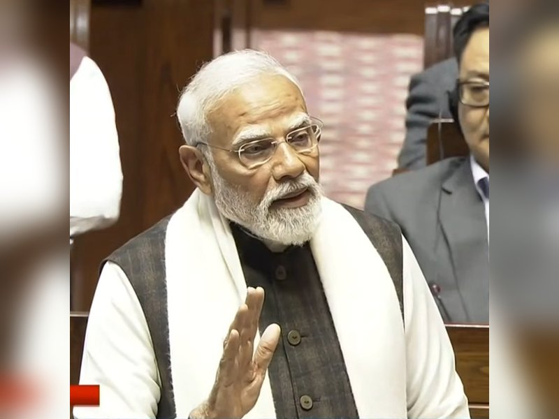 'खड़गे जी बुजुर्ग हैं इसलिए बैठकर करें नारेबाजी...' राज्यसभा में पीएम मोदी की विपक्ष पर चुटकी 