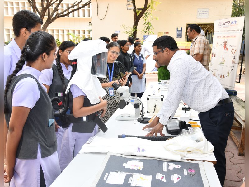ICMR-NIV celebrates 74 years of scientific excellence with school students in Pune
