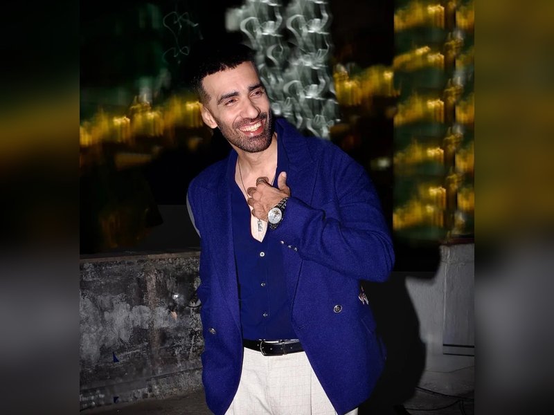 Avinash Tiwary recalls  Boman Irani’s advice that changed him in ‘The Mehta Boys’ set