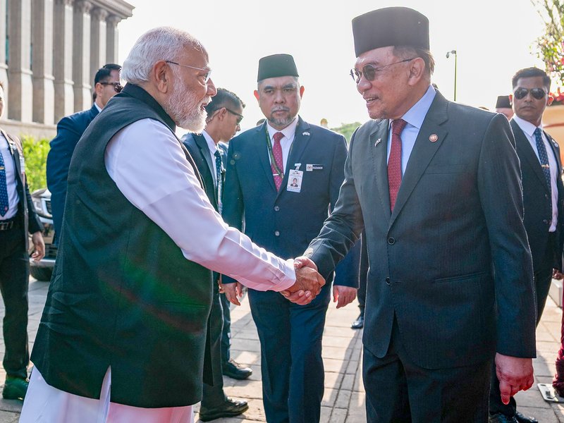 भारत-मलेशिया निवेश, लोकल करेंसी और रक्षा सहयोग बढ़ाने पर सहमत, व्यापार को 18 अरब डॉलर से आगे ले जाने की योजना