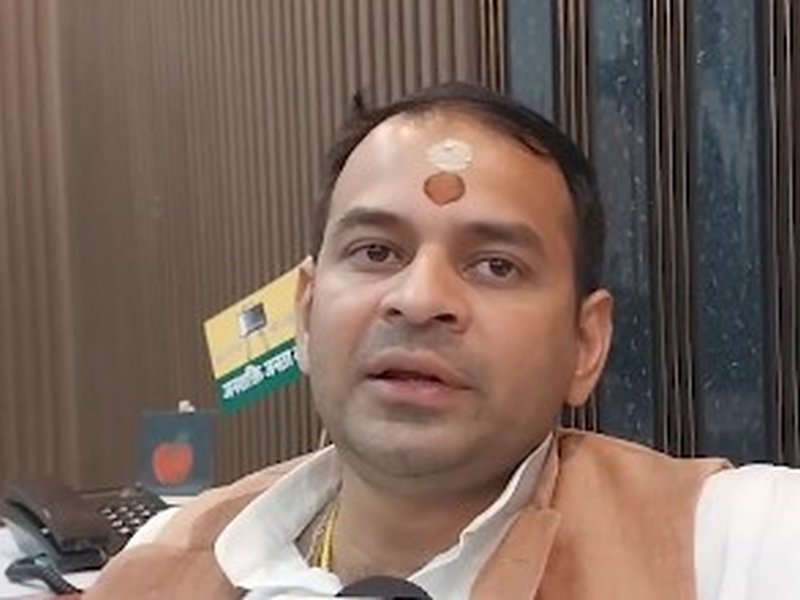 Tej Pratap Yadav denies fatherhood rumours, threatens legal action; names five ‘traitors’