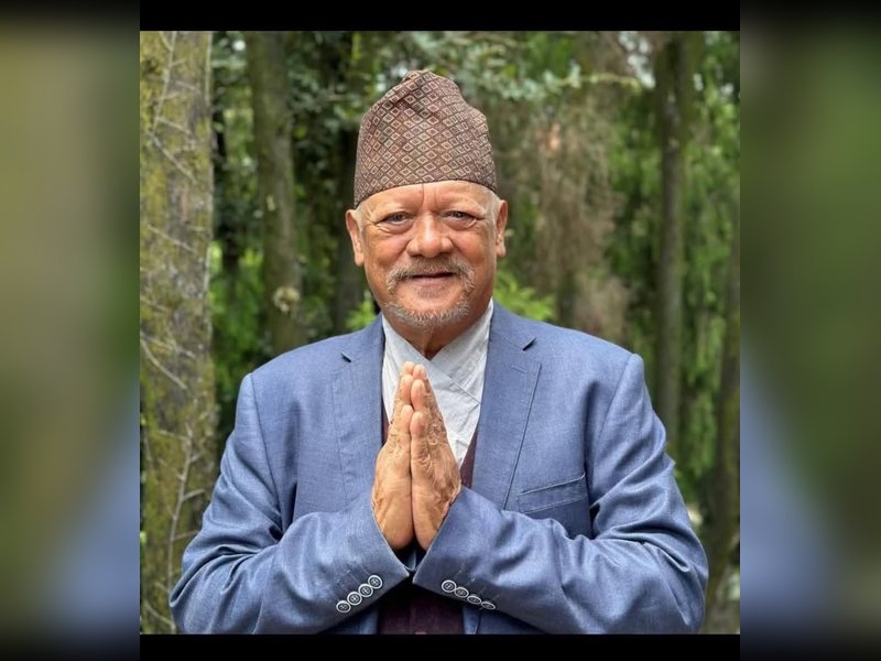 Manisha Koirala pays a heartfelt tribute to late Nepali & Bollywood actor Sunil Thapa