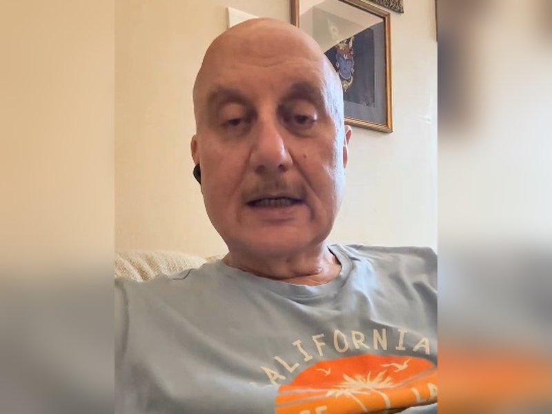 Anupam Kher issues warning against impostor social media profiles