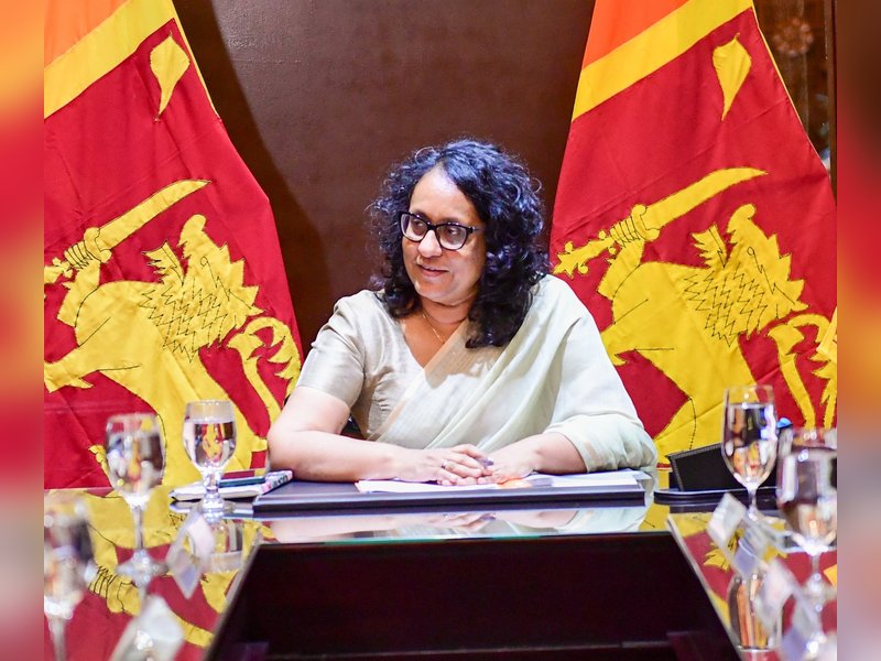 Sri Lanka: Mahatma Gandhi Scholarships awarded to 300 students from all 25 districts 