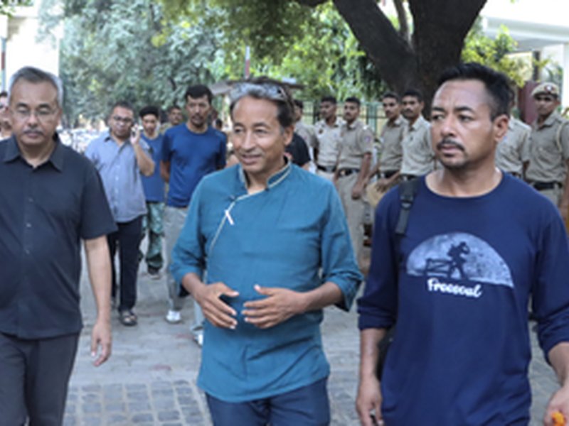 'Nothing alarming', Sonam Wangchuk cannot be released on medical grounds: Centre tells SC