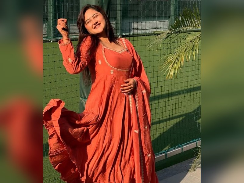 रश्मि देसाई: कभी भोजपुरी सिनेमा की डिमांडिंग एक्ट्रेस थीं टीवी की 'तपस्या', संघर्ष से बनाई मजबूत पहचान