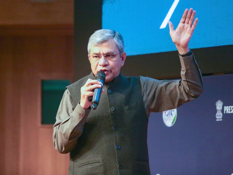 भारत आने वाले समय में हेल्थकेयर में विश्व को नया एआई मॉडल देगा : अश्विनी वैष्णव 