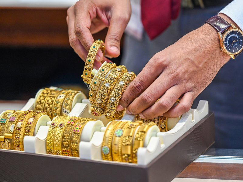 Gold dips 1.82 pc during week amidst macroeconomic volatility, soft US CPI data