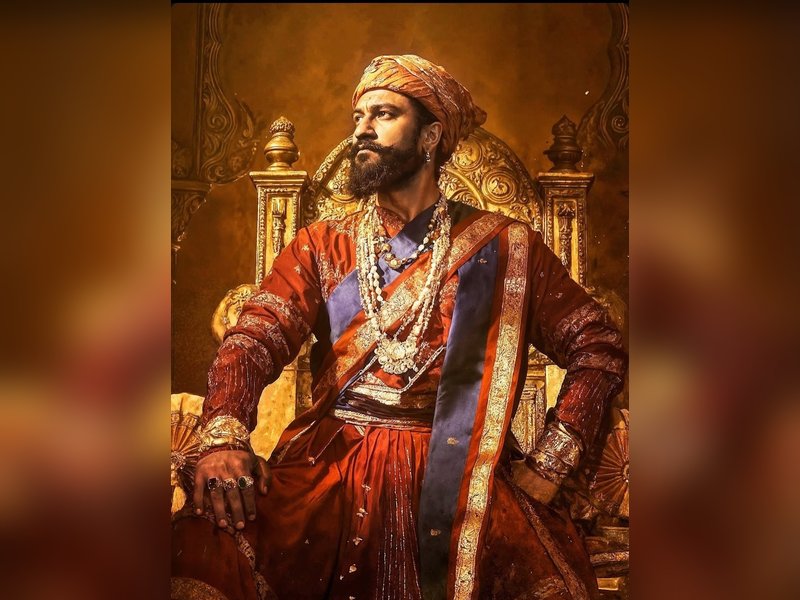 Vicky Kaushal bows his head to the great Maratha legacy as 'Chhaava' turns 1