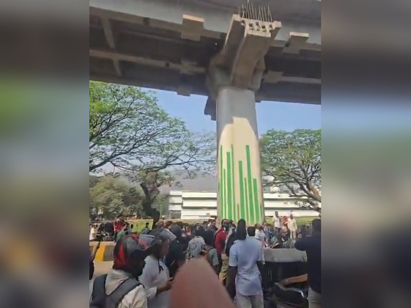 Metro pillar collapse: CM Fadnavis announces Rs 5 lakh assistance for deceased's kin