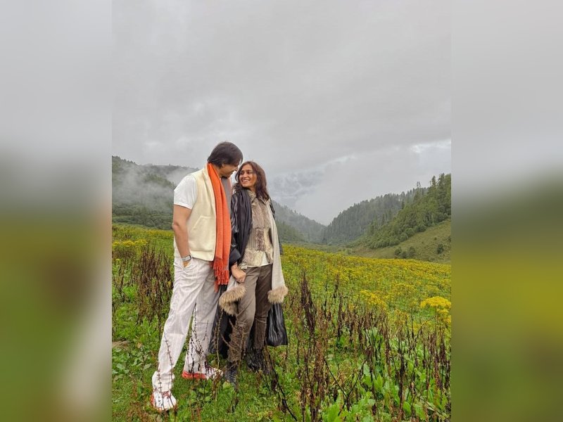 Vivek Oberoi expresses love for wife Priyanka, says they've ‘been part of same story since the beginning’