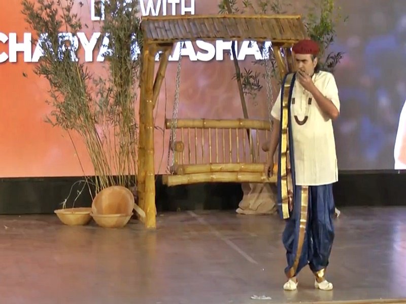 Acharya Prashant stages Mahashivratri theatre event blending spirituality and philosophy