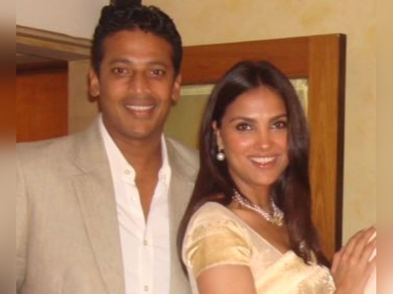 Lara Dutta celebrates 15 years of her & husband Mahesh Bhupathi 'choosing each other every day'