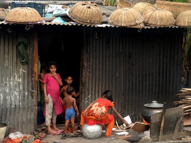 Bangladesh residents concerned over gas crisis, soaring prices amid Ramadan preparations