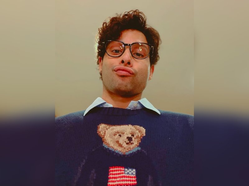 'इंडियन आइडल' के मंच पर सिद्धांत चतुर्वेदी ने मचाया धमाल, रैप कर फैंस को दिया सरप्राइज