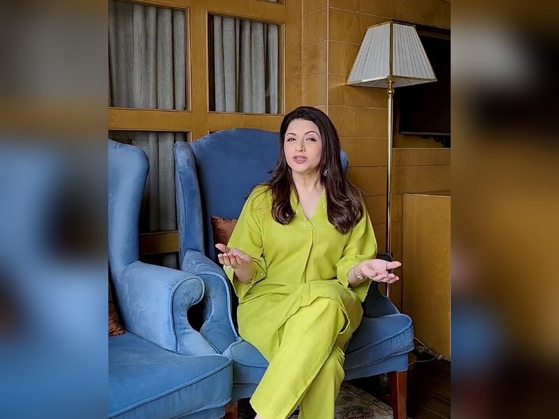 Bhagyashree swears by this 'magic water' for better immunity & healthy skin 