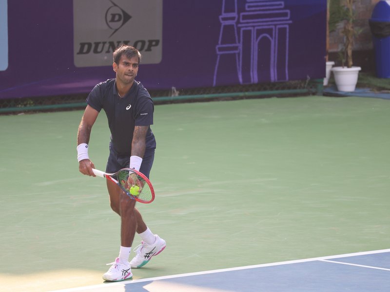 Sumit Nagal reaches second round, top seed Dane Sweeny sent packing in the first round of the Delhi Open 2026, ATP Challenger 75 event being played at the DLTA Complex in New Delhi on Tuesday. Photo credit: IANS 