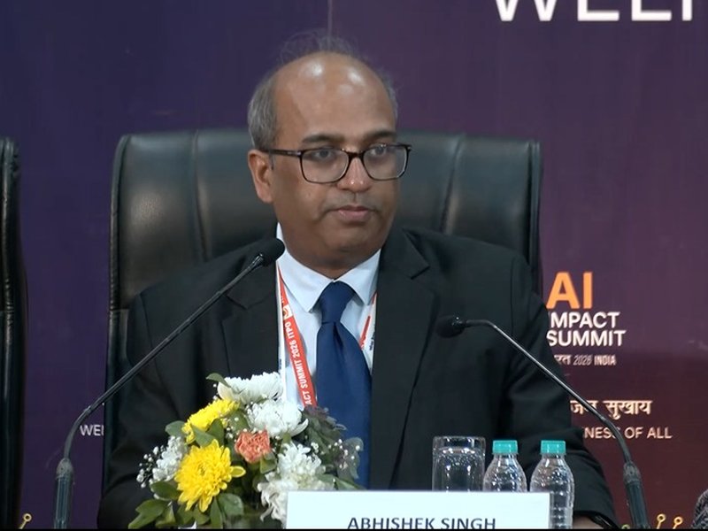 दिल्ली : इंडिया एआई इम्पैक्ट समिट 2026 में यूट्यूब पर रिकॉर्ड ऑनलाइन भागीदारी