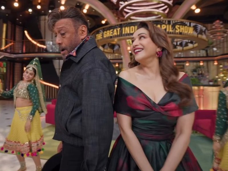 जब माधुरी दीक्षित को सेट पर बार-बार देख रहे थे जैकी श्रॉफ, 'कपिल शो' में एक्ट्रेस ने सुनाया 'कर्मा' के सेट का किस्सा