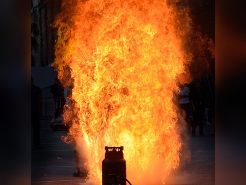 Six killed after gas explosion triggers building collapse in Karachi