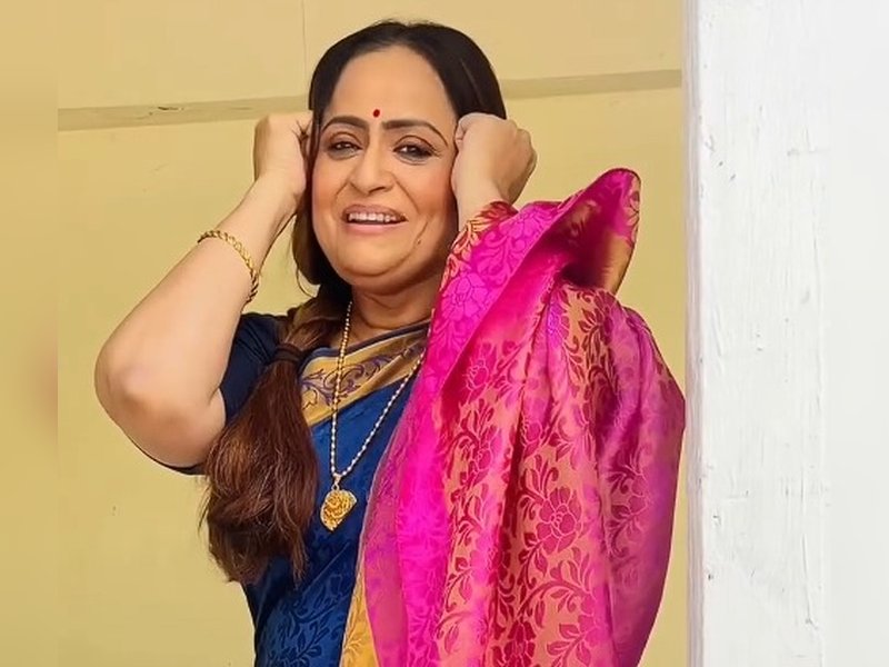 Vaishnavi Macdonald brings back ‘Barsaat Ki Raat’ nostalgia