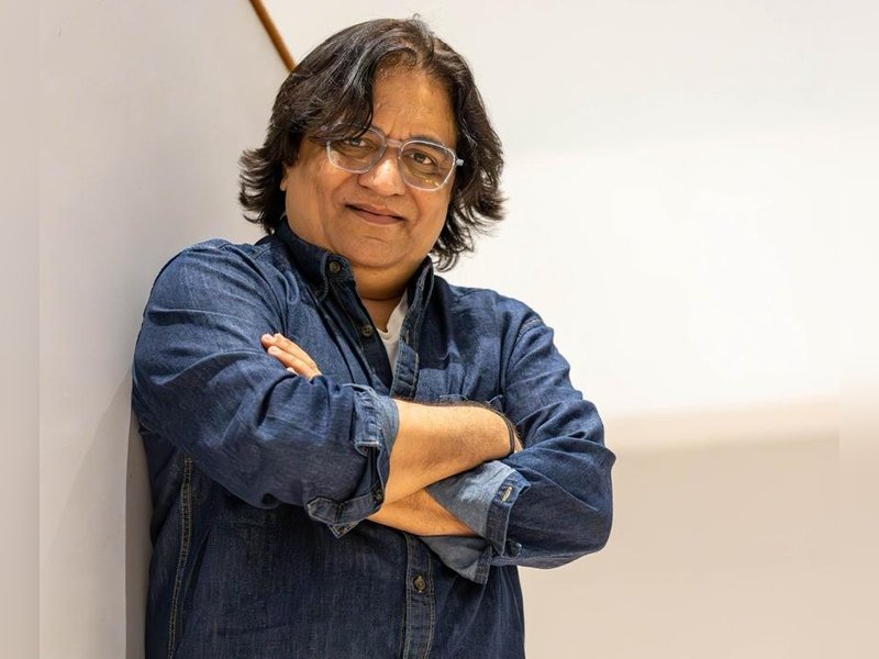 Swanand Kirkire to star alongside ‘talented co-stars’ Ayushmann Khurrana, Sharvari