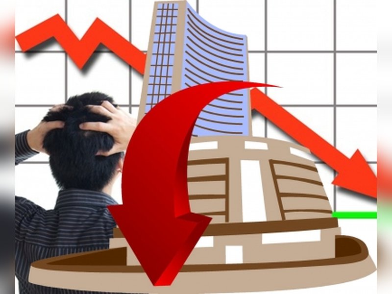 Sensex, Nifty open in red; IT continues to bleed