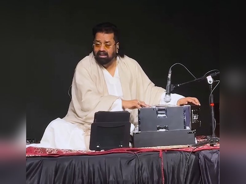 शादियों में भी गाने के लिए तैयार हैं गायक हरिहरन, लेकिन रखी ये शर्त