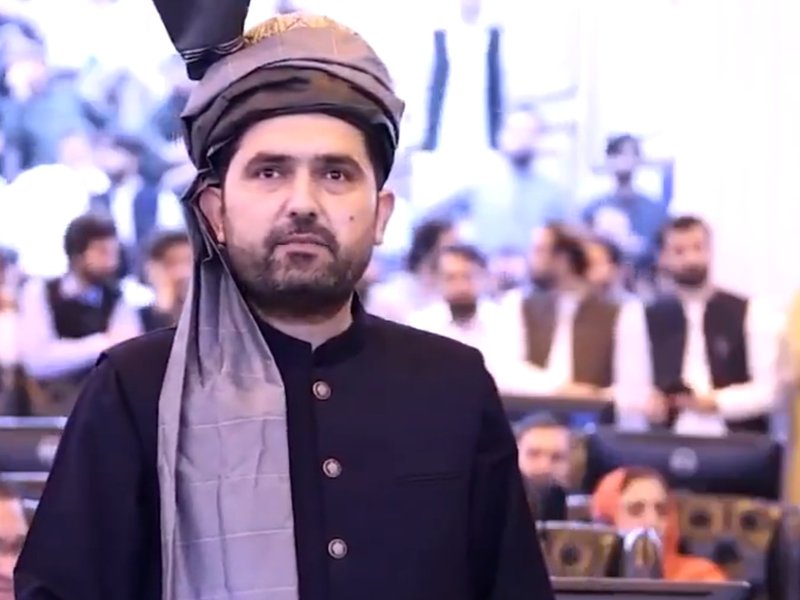 Pak Defence Minister warns KP CM Afridi's position 'under threat' after forming 'Release Imran Khan Force'