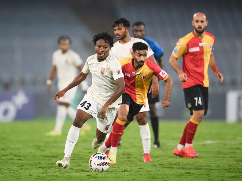 East Bengal ride Youssef Ezzejjari's brace to defeat SC Delhi in their second match of the Indian Super League (ISL) 2025-26 at the Vivekananda Yuba Bharati Krirangan (VYBK) in Kolkata, on Saturday.  Photo credit: AIDD