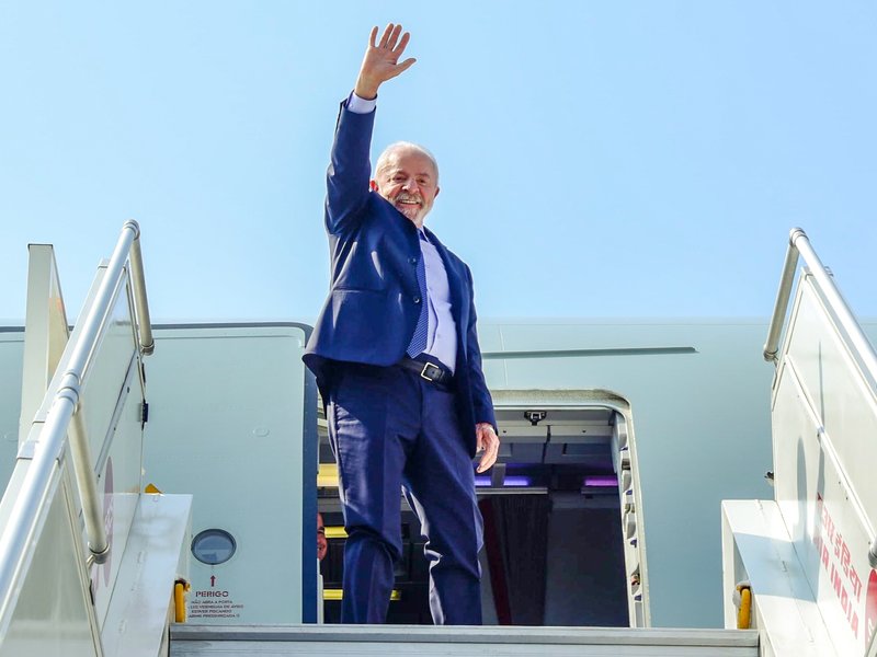 पांच दिवसीय भारत दौरे के बाद ब्राजील के लिए रवाना हुए राष्ट्रपति लूला