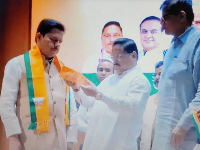 भूपेन बोरा भाजपा में शामिल, कांग्रेस पर देश के सम्मान को 'चोट' पहुंचाने का लगाया आरोप